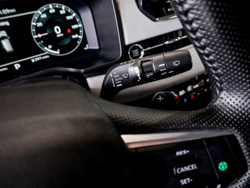 Used 2024 Mitsubishi Outlander SEL Black Edition image 48