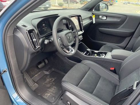 New 2024 Volvo XC40 Recharge Plus w/ Protection Package Premier RWD image 9