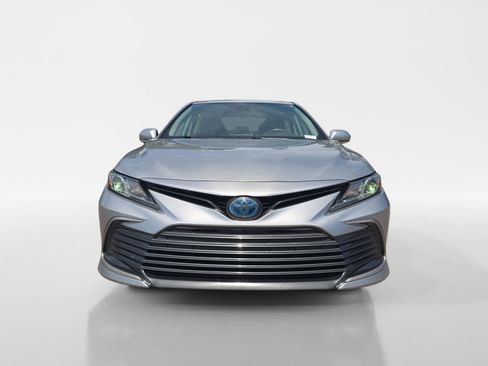 Used 2021 Toyota Camry LE FWD image 9