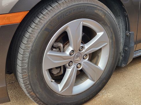 Used 2019 Honda Odyssey EX-L image 8