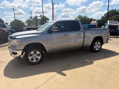 Used 2020 RAM 1500 Big Horn AWD/4WD image 7