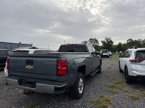 Used 2015 Chevrolet Silverado 2500 LT w/ LT Convenience Package RWD image 6