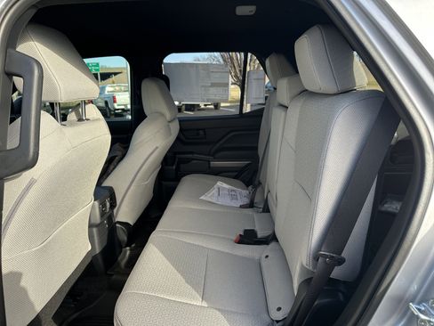 New 2026 Toyota 4Runner SR5 image 32