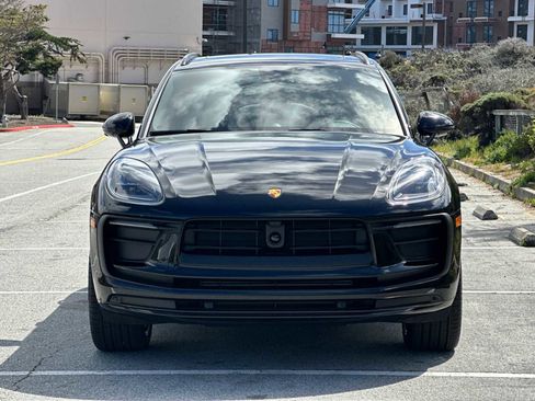 New 2025 Porsche Macan image 11