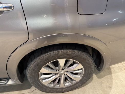 Used 2016 INFINITI QX80 4WD w/ Driver's Assistance Package image 11