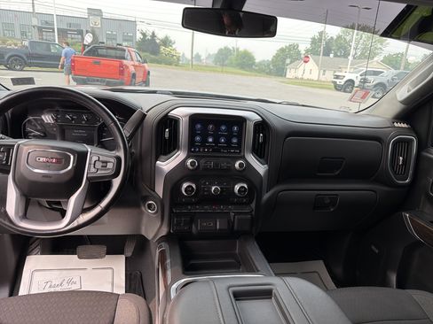 Used 2021 GMC Sierra 1500 Elevation w/ Preferred Package AWD/4WD image 14