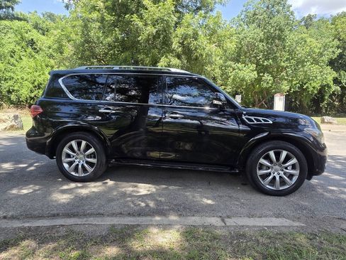 Used 2011 INFINITI QX56 2WD w/ Deluxe Touring Pkg image 3