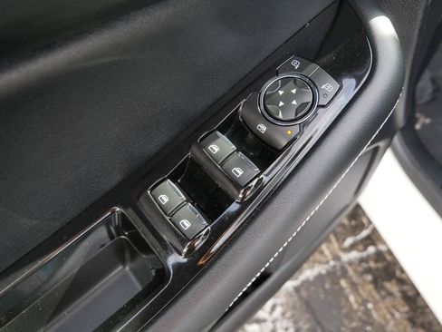 Used 2020 Ford Edge ST image 14