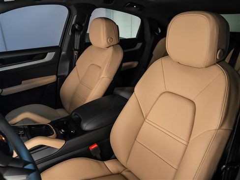 New 2026 Porsche Cayenne S AWD/4WD image 5