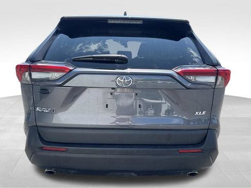 Used 2025 Toyota RAV4 XLE FWD image 7