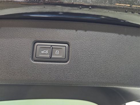 New 2025 Audi SQ5 Premium Plus image 12