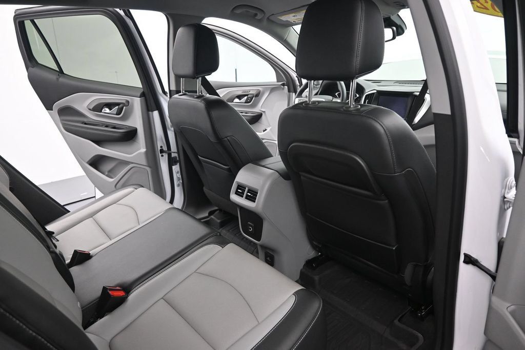 Used 2024 GMC Terrain SLT w/ Infotainment Package II FWD image 20