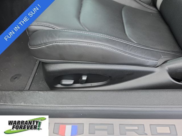 Used 2022 Chevrolet Camaro LT w/ RS Package RWD image 10