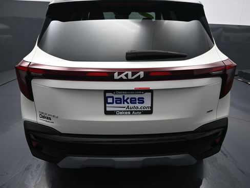 New 2026 Kia Seltos S AWD/4WD image 33