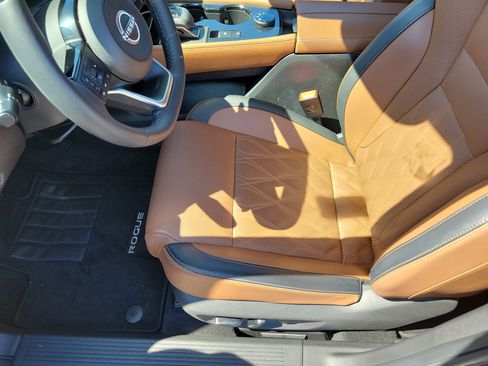 Used 2024 Nissan Rogue Platinum w/ Platinum Premium Package image 25