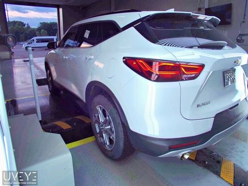 Used 2023 Chevrolet Blazer LT w/ Convenience Package FWD image 4