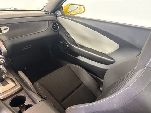Used 2013 Chevrolet Camaro LS RWD image 28