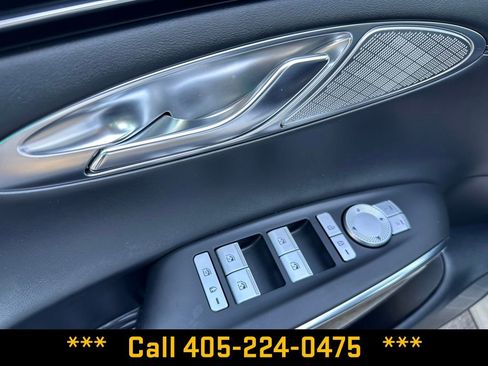 Used 2025 Genesis GV70 2.5T AWD/4WD image 14