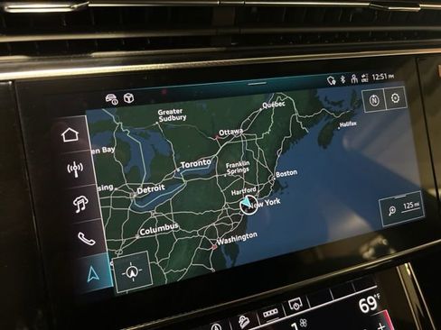 Used 2025 Audi Q7 3.0T Premium Plus w/ Premium Plus Package image 34