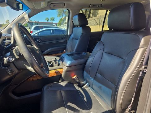 Used 2018 Chevrolet Tahoe Premier w/ Max Trailering Package image 9