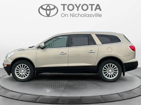 Used 2012 Buick Enclave FWD image 2