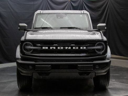 Used 2023 Ford Bronco Outer Banks image 4