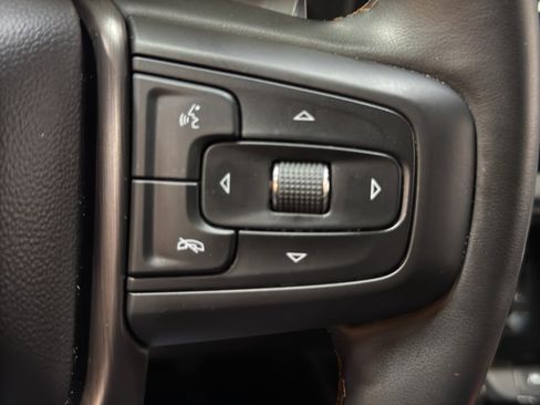 Used 2025 GMC Sierra 1500 AT4 w/ AT4 Premium Package image 29