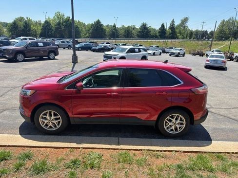 Used 2024 Ford Edge SEL AWD/4WD image 4