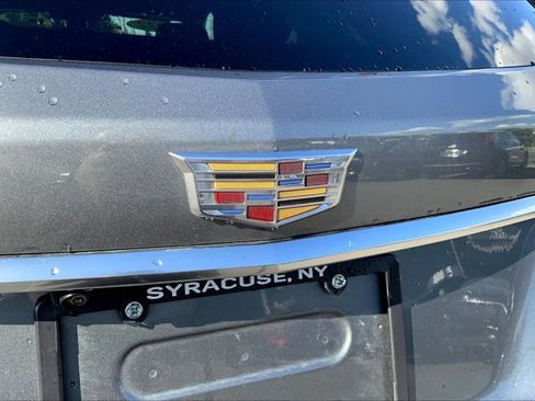 Used 2022 Cadillac XT5 Premium Luxury w/ LPO, Floor Liner Package image 31