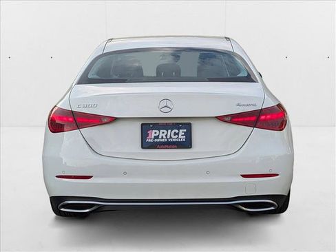 Used 2025 Mercedes-Benz C 300 4MATIC Sedan image 7