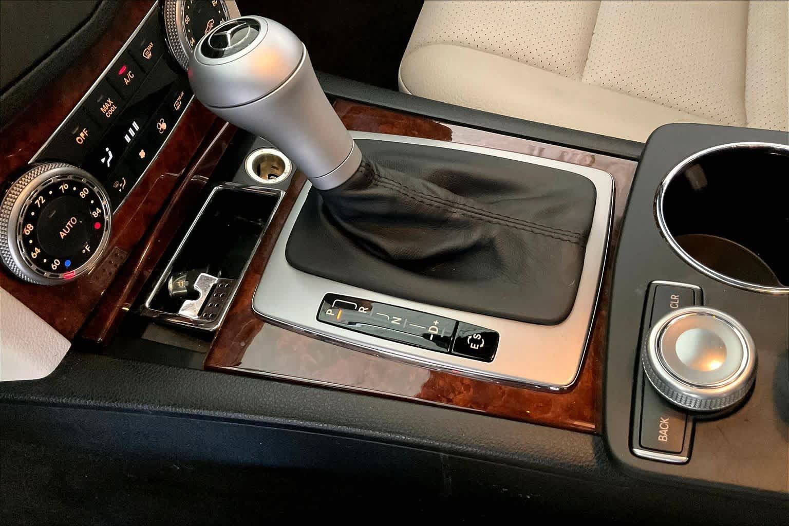 Used 2011 Mercedes-Benz C 300 Sedan image 15