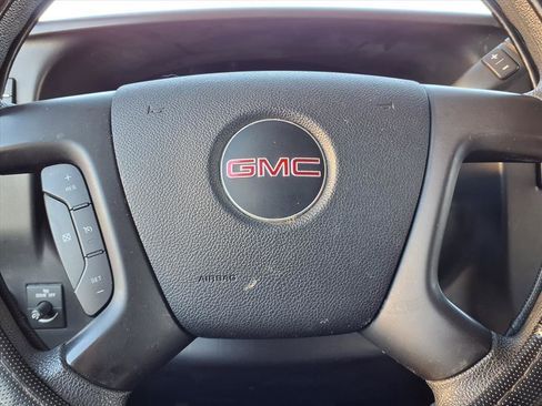 Used 2014 GMC Savana 2500 LT w/ LT Preferred Equipment Group image 13