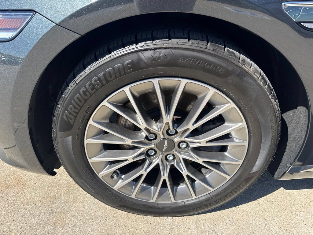 Used 2021 Genesis G80 2.5T RWD image 5
