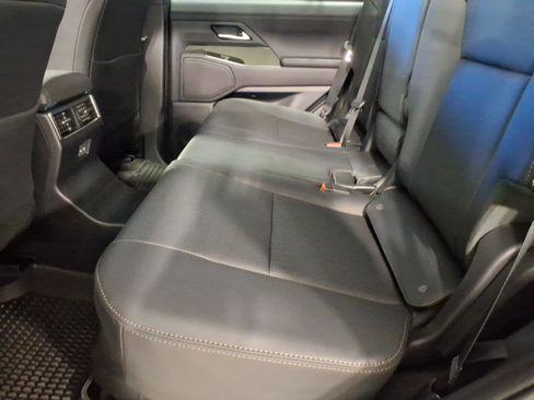 New 2026 Lexus GX 550 AWD/4WD image 12