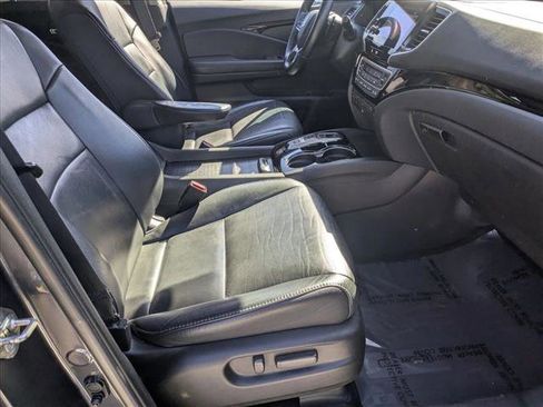 Used 2019 Honda Pilot Touring image 20