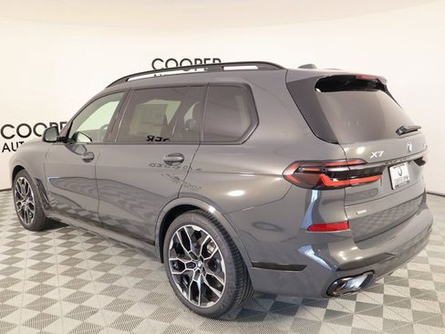 New 2025 BMW X7 xDrive40i w/ M Sport Package image 25
