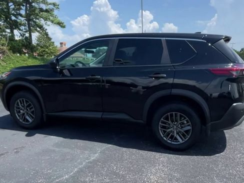 Used 2023 Nissan Rogue S FWD image 6