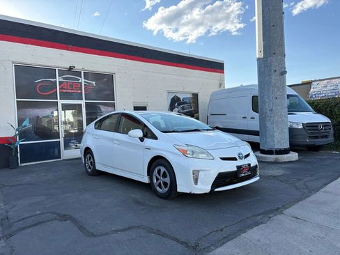 Used 2014 Toyota Prius One image 1