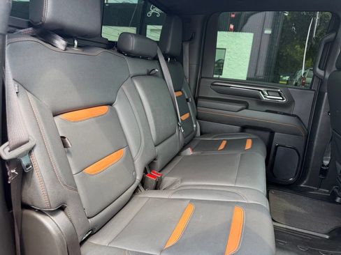 Used 2024 GMC Sierra 2500 AT4 w/ AT4 Premium Plus Package AWD/4WD image 28