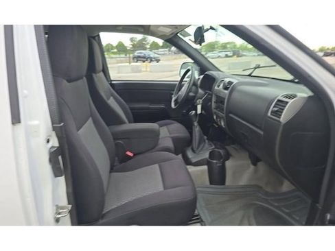 Used 2011 Chevrolet Colorado W/T RWD image 6