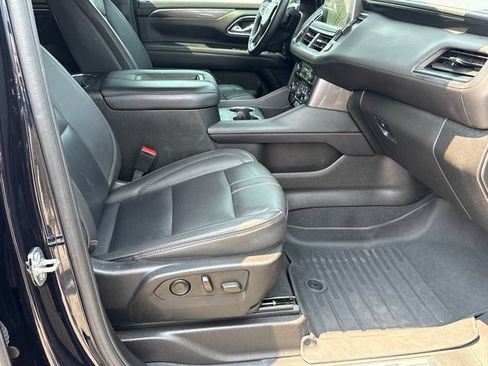 Used 2024 Chevrolet Tahoe RST w/ Luxury Package AWD/4WD image 13