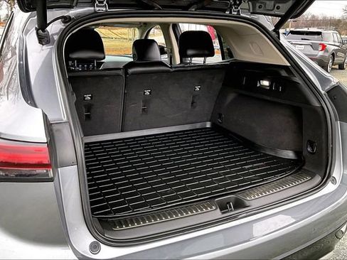 Used 2021 Buick Envision Essence w/ Technology Package I image 26