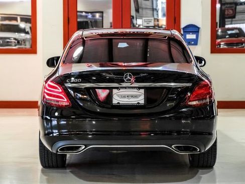 Used 2018 Mercedes-Benz C 300 Sedan image 11