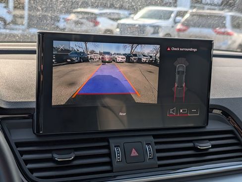 Used 2025 Audi Q5 2.0T Premium image 54