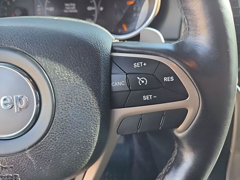 Used 2017 Jeep Grand Cherokee Limited 75th Anniversary image 14