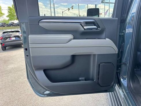 New 2026 Chevrolet Silverado 2500 ZR2 AWD/4WD image 15