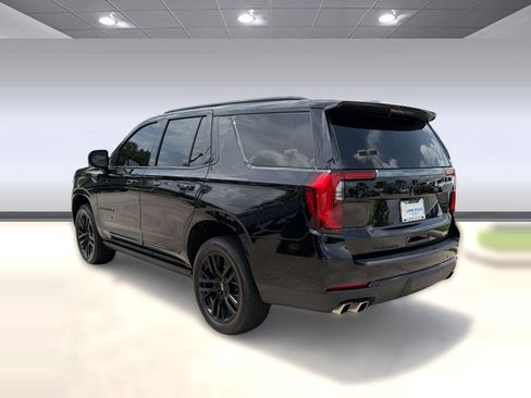 Used 2025 GMC Yukon Denali Ultimate w/ LPO, Floor Liner Package AWD/4WD image 3
