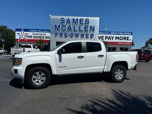 Used 2020 GMC Canyon 2WD Crew Cab w/ Convenience Package image 2