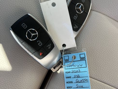 Certified 2023 Mercedes-Benz GLA 250 4MATIC image 38