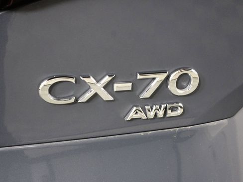 Used 2025 MAZDA CX-70 Plug-In Hybrid w/ Premium Plus AWD/4WD image 19